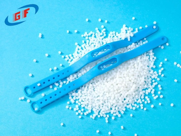目前智能手環(huán)腕帶基本都采用什么材質(zhì)，TPE真的好嗎？